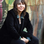 Die Singer-Songwriterin #AmyRigby hat heute eine neue Single veröffentlicht ... „Dylan In Dubuque“ (DSPs/Tapete records) ist von einem berüchtigten Bob Dylan-Konzert der 90er Jahre in Iowa inspiriert, bei dem mangelnde Sicherheit zu Chaos und einer ununterbrochenen Bühneninvasion führte, die Bob einfach hinnehmen musste. ...Wenn wir nur alle so unbeeindruckt sein könnten, wenn die Dinge seltsam werden!...