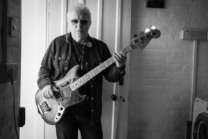 Eric_mustang_bass_2 © Bert Eke